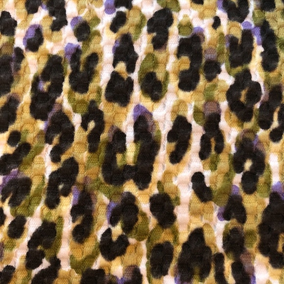 Green Leopard Print Pencil Skirt - Picture 3 of 5